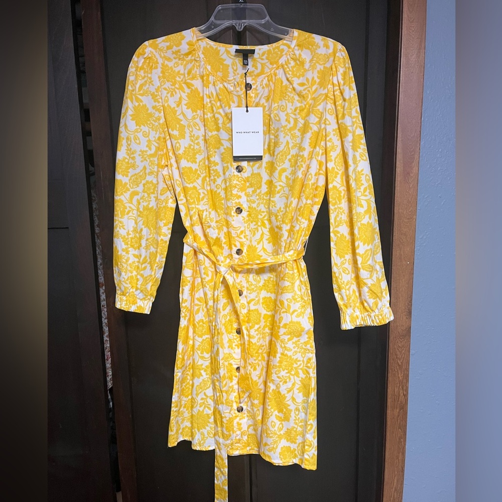 Yellow Floral Women’s Dress XXL NWT